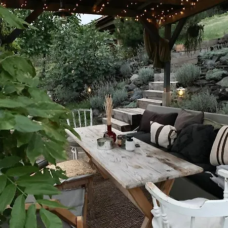 Kisvulkan Nyulontul Mencshely