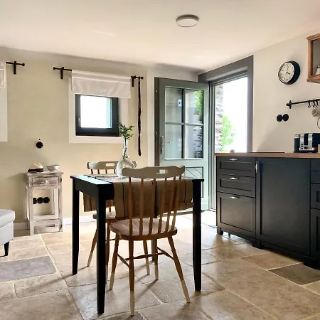 Апартаменты Kisvulkan Nyulontul *