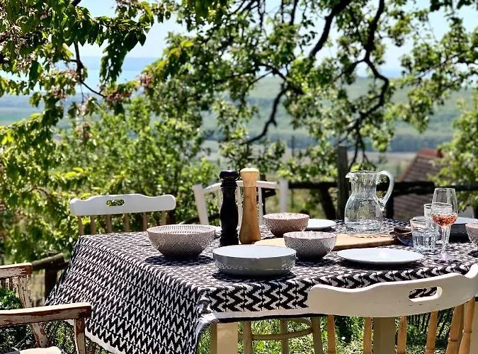 דירה Kisvulkan Nyulontul